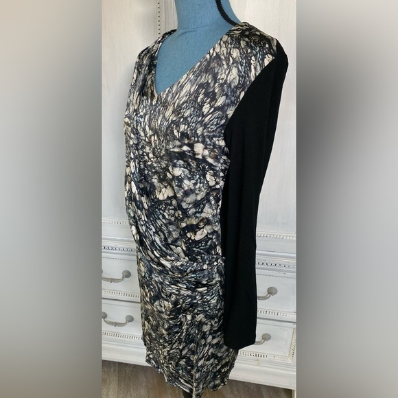 Nicole Miller Artelier Dress Size 6 100% Silk Sash On the Front in EUC - Picture 5 of 10